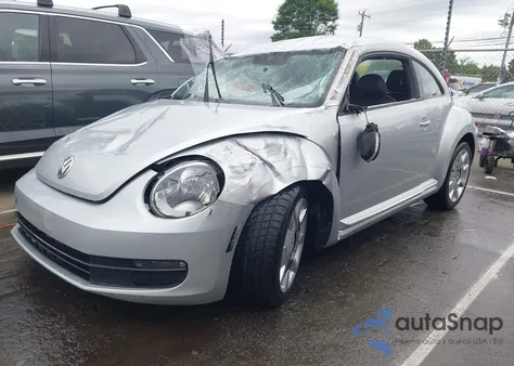 2012 Volkswagen Beetle 2.5L z USA, uszkodzony, nr VIN 3VWJP7AT5CM603672